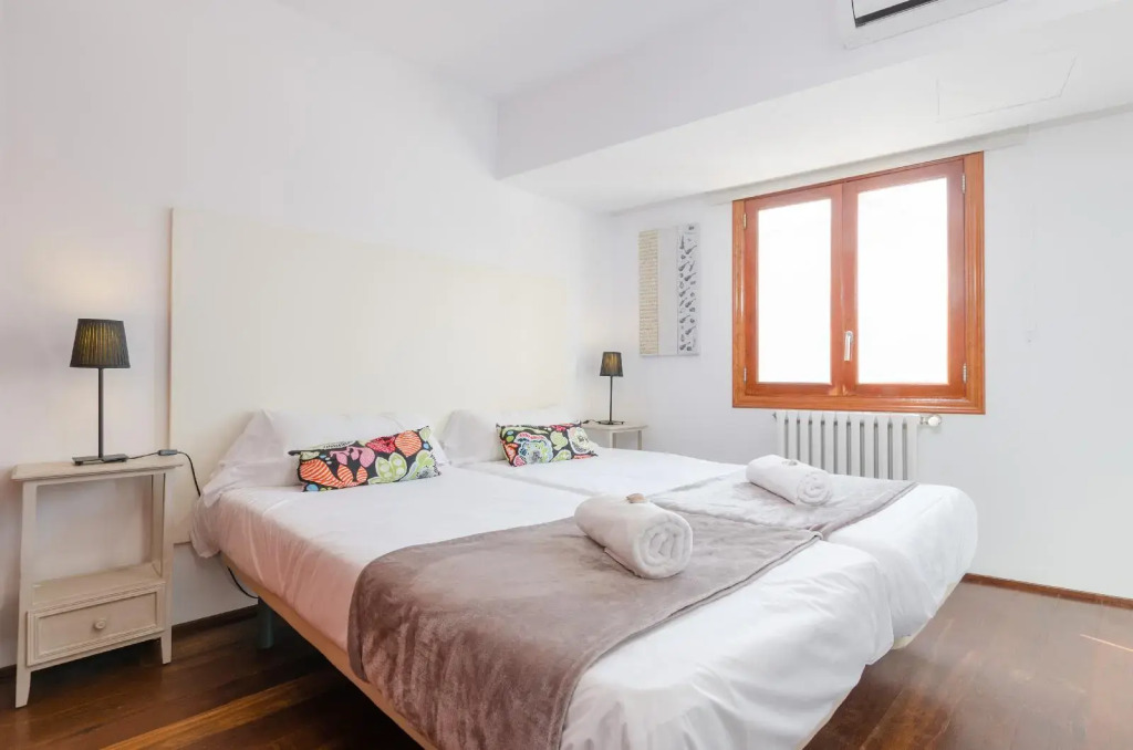 YourHouse Blau Blue Apartments