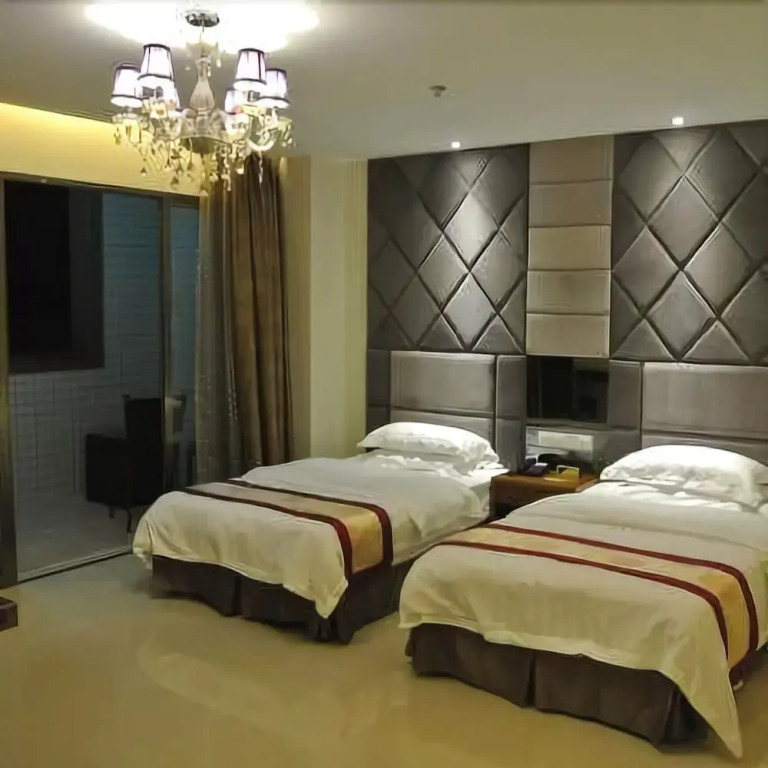Longquan Hotel