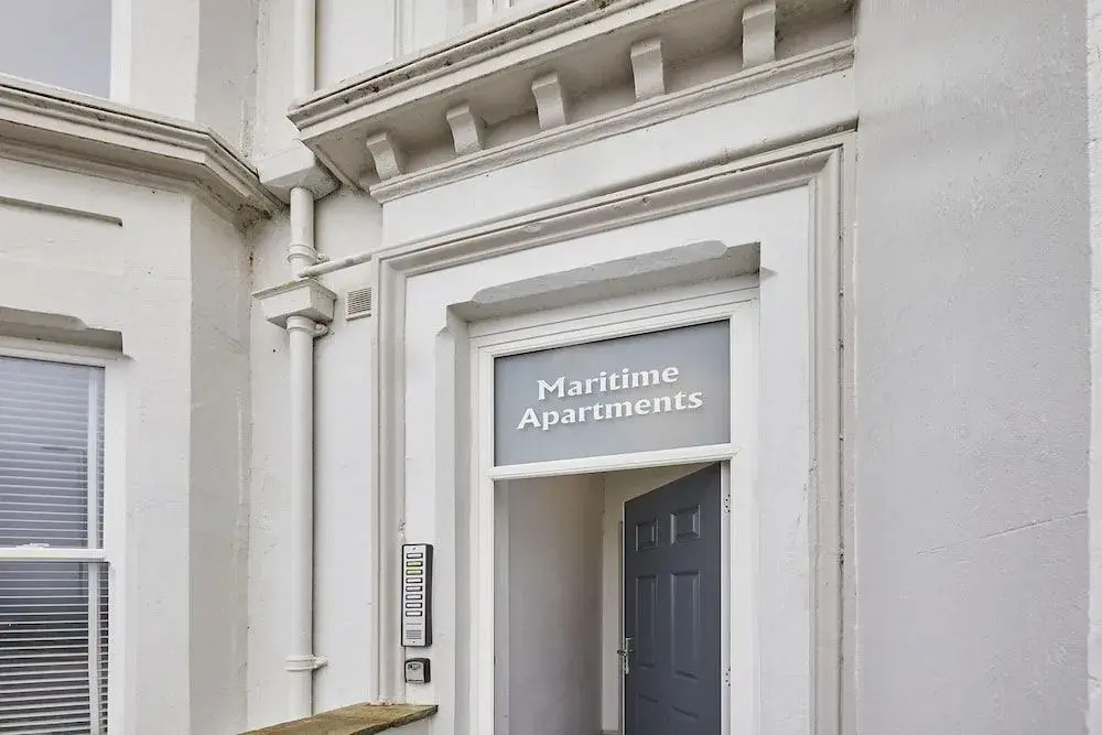 Host Stay Maritime