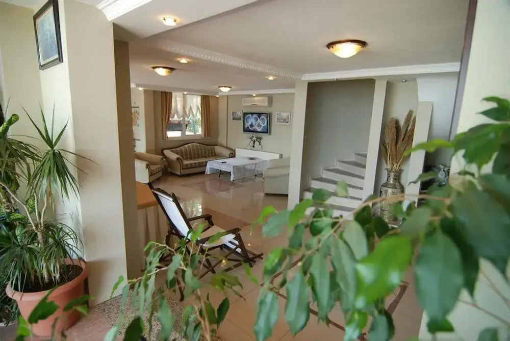 Kıvrakzade Otel
