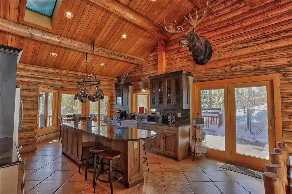 Black Bear Lodge