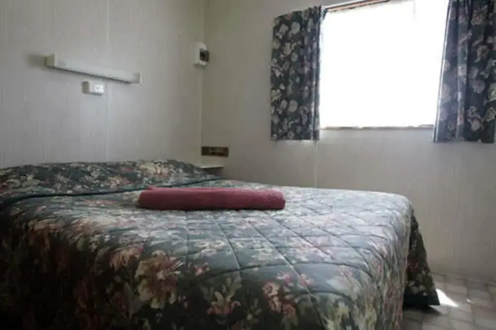 Waters Edge Holiday Park
