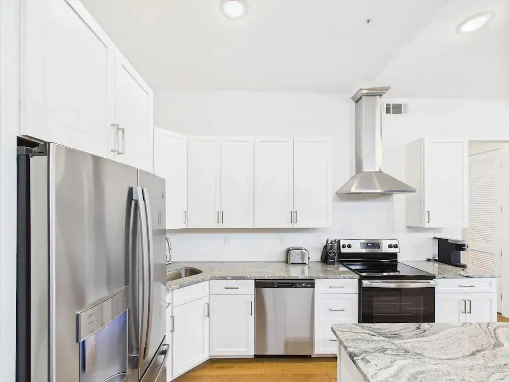 Gallatin Retreat-private Balcony-in East Nashville