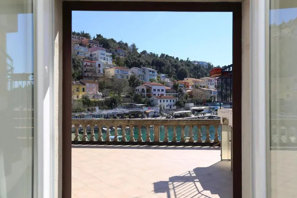 Apartment Riva 1001