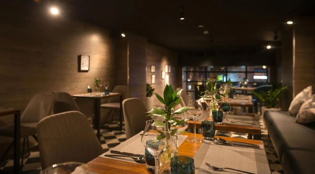 C Central Hotel- Đề Thám Bùi Viện Walking Street