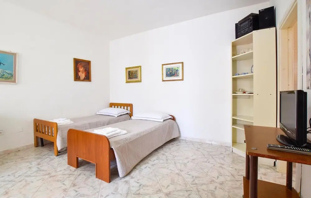 Beautiful Home in Carovigno With 7 Bedrooms and Wifi