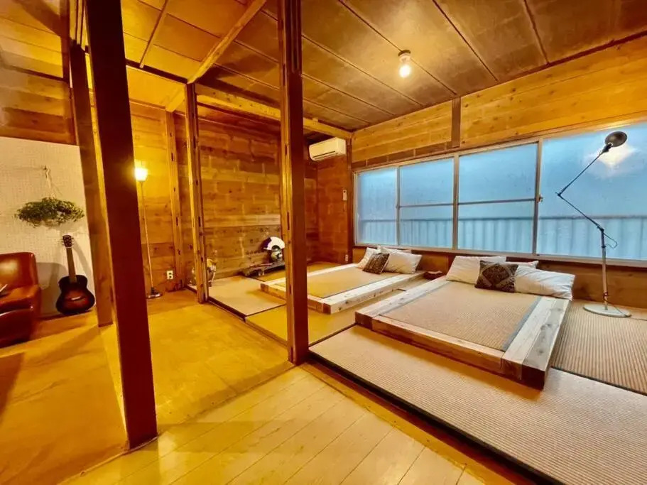 三丁庵 桜祭りに行こう カップルプランに長期滞在プランもあります We have long stay plan in Old Japanese modern style house