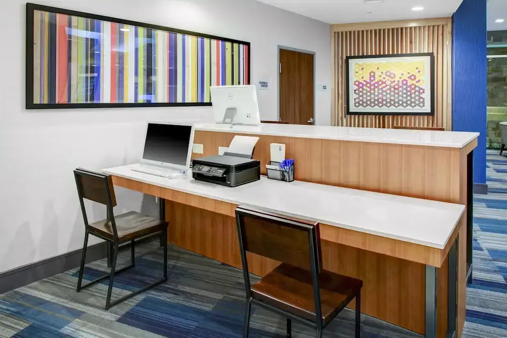 Holiday Inn Express & Suites - Houston NW - Cypress Grand Pky by IHG
