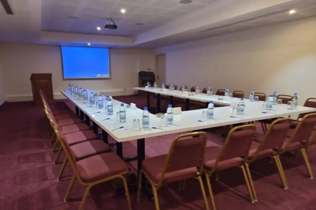 El Sheikh Suites Hotel