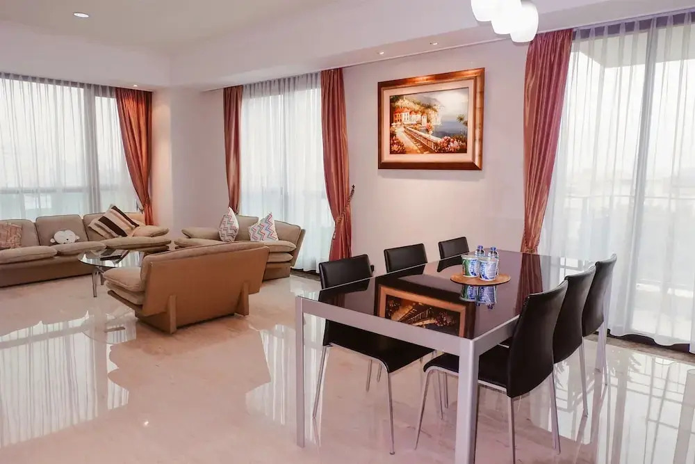 Luxurious and Spacious Casablanca Apartment Next to Kokas
