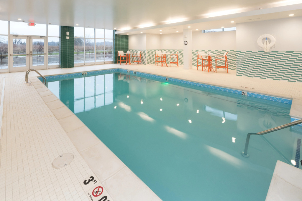 Holiday Inn & Suites Detroit - Troy by IHG