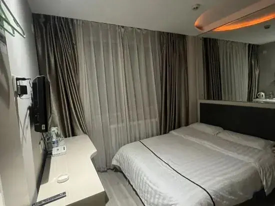 Kanglv Express Hotel (Hailiang Square Branch)