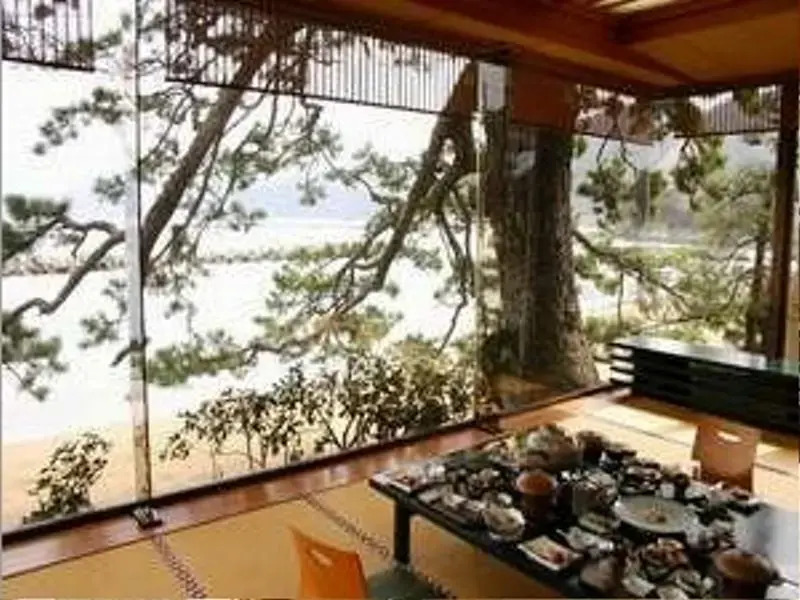 Itaya