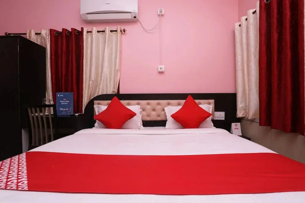 Silver Leaf By OYO Rooms
