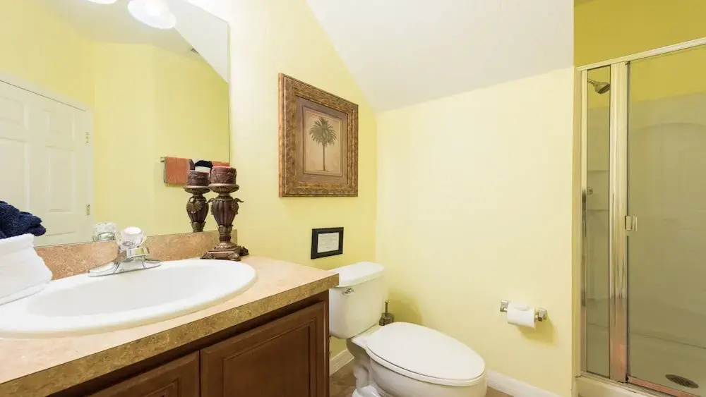 2 Miles to Disney, 3BR Home Free Wifi/crib, Best Location!