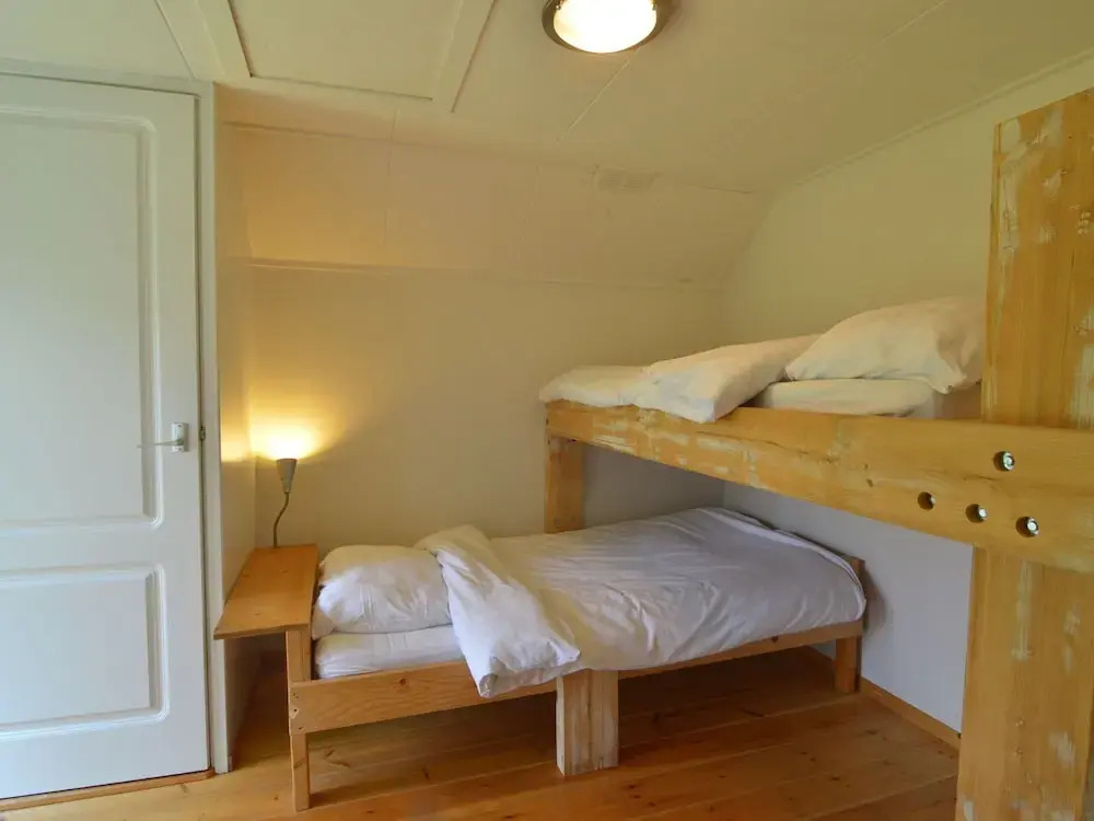 Quaint Farmhouse in Giethoorn With Private Garden