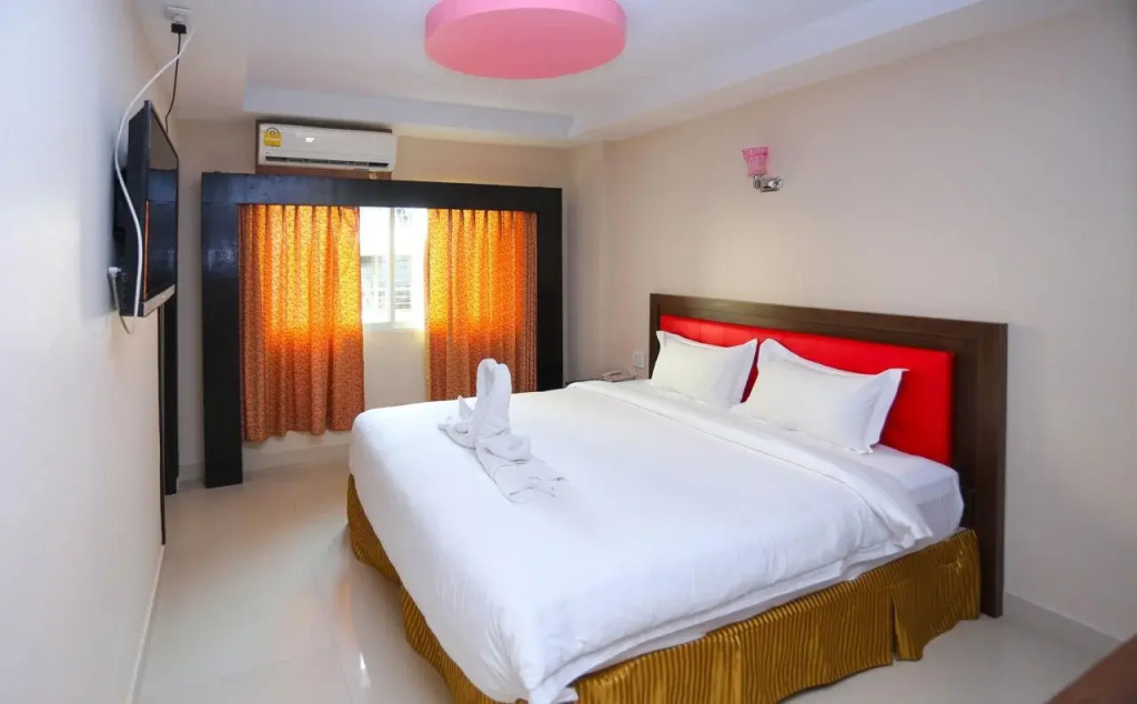 G9 Hotel