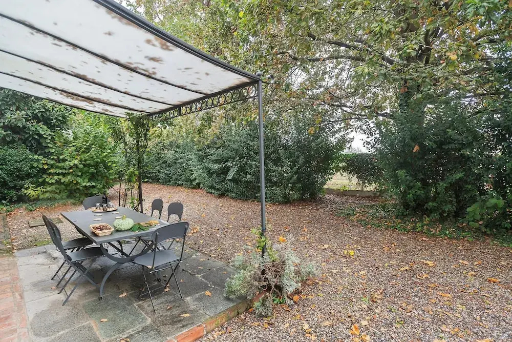 Detached Villa In Historic Home, Nestled In The Quiet Countryside (No Front Desk)