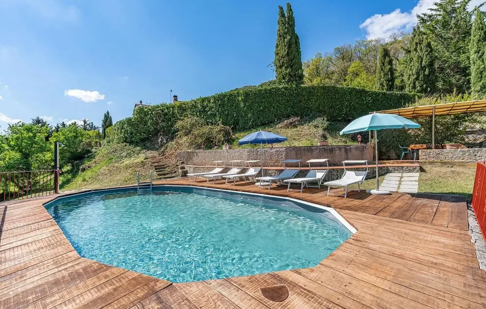 Amazing Apartment in Radicondoli With 3 Bedrooms, Wifi and Outdoor Swimming Pool