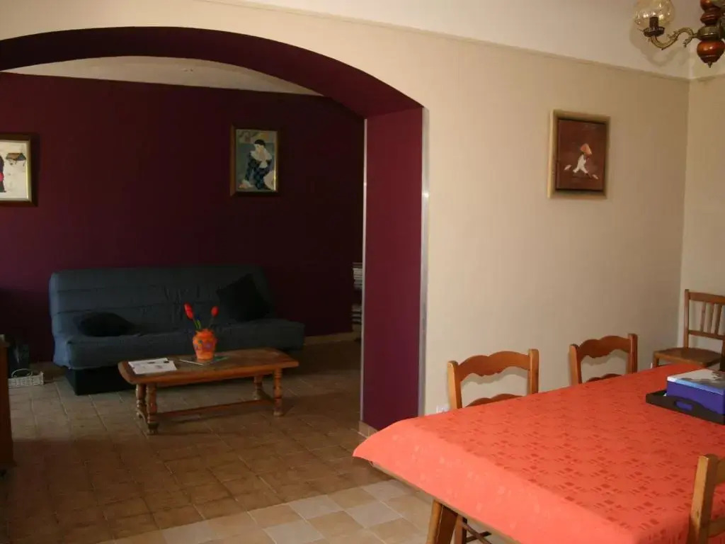Maison confortable avec jardin, proche centre-ville et circuit 24h du Mans - FR-1-410-271