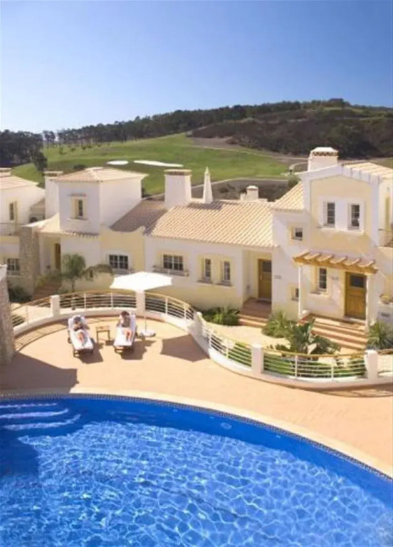 Quinta da Encosta Velha Golf & Leisure Village