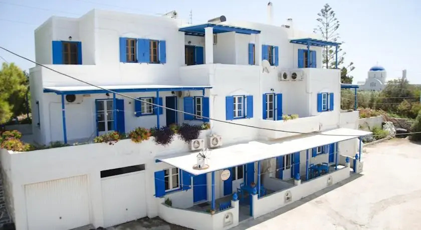 Helens Minimal Studios & Apartments