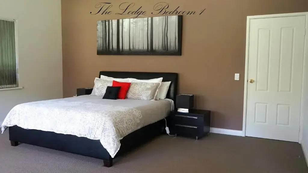 Harmony Forest Accommodation and Vineyard