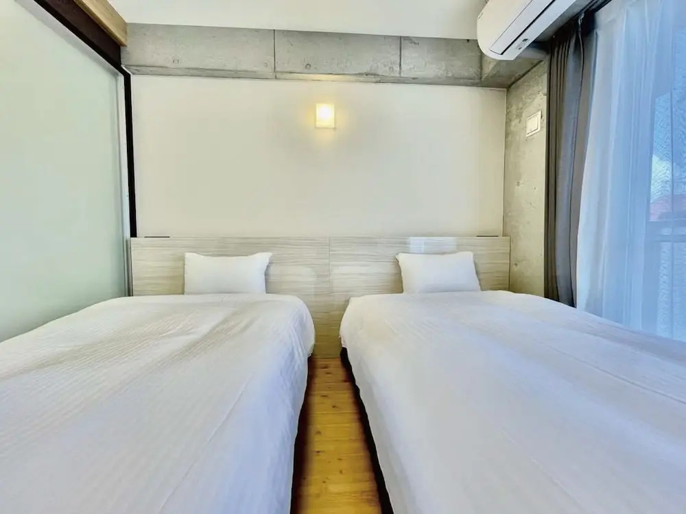 Infinity Hotel NahaKumoji -SEVEN Hotels and Resorts