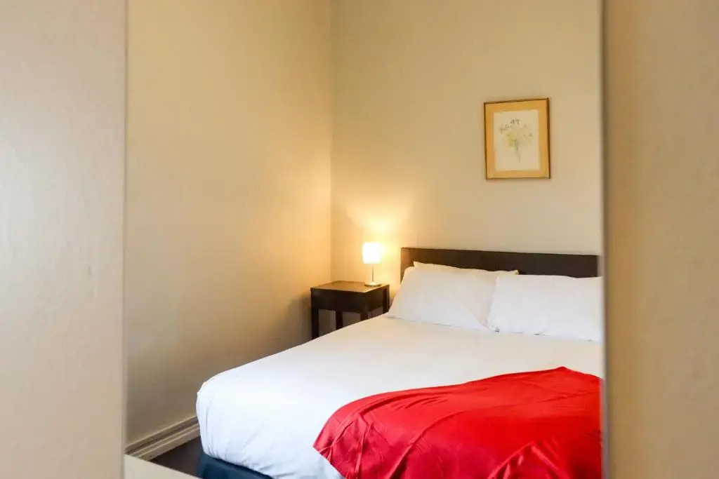 Tates Hotel Windsor