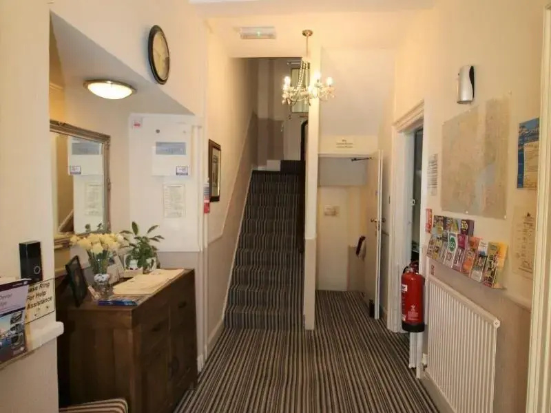Harcourt Hotel
