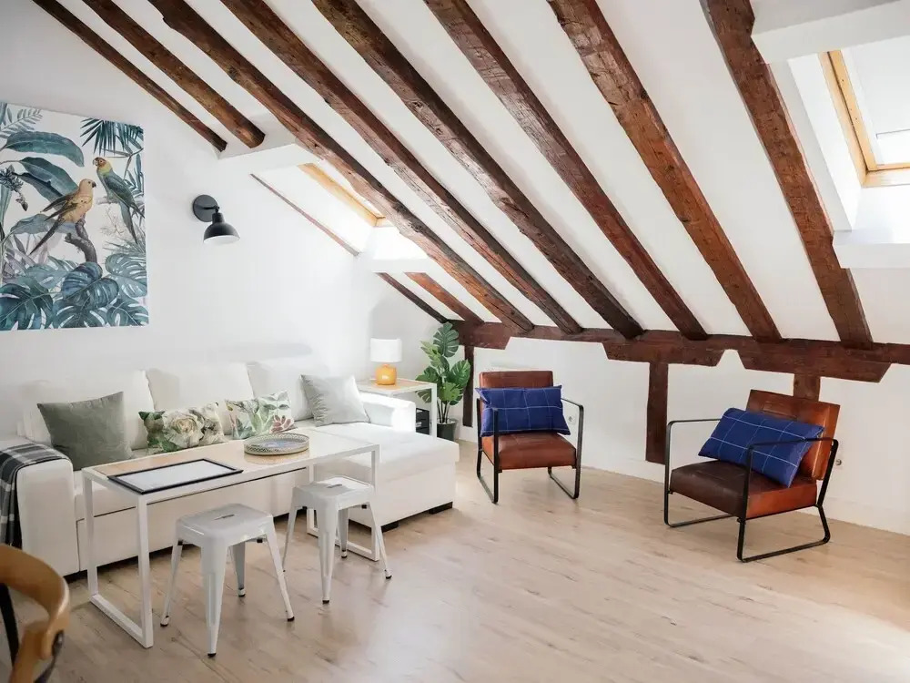 Slow Suites Sol