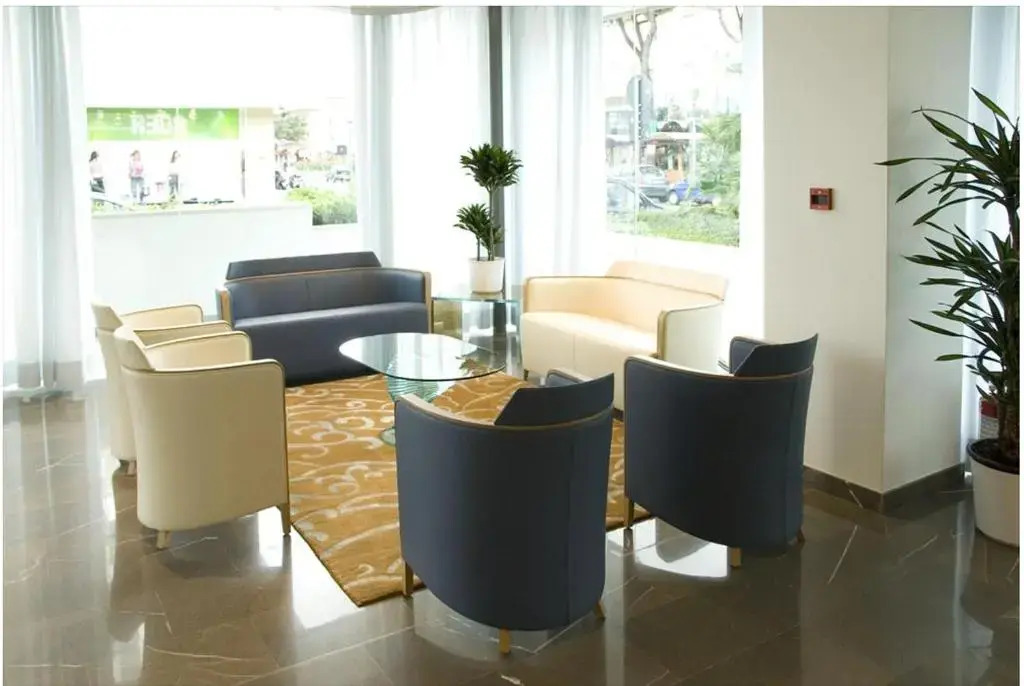 Club House Hotel