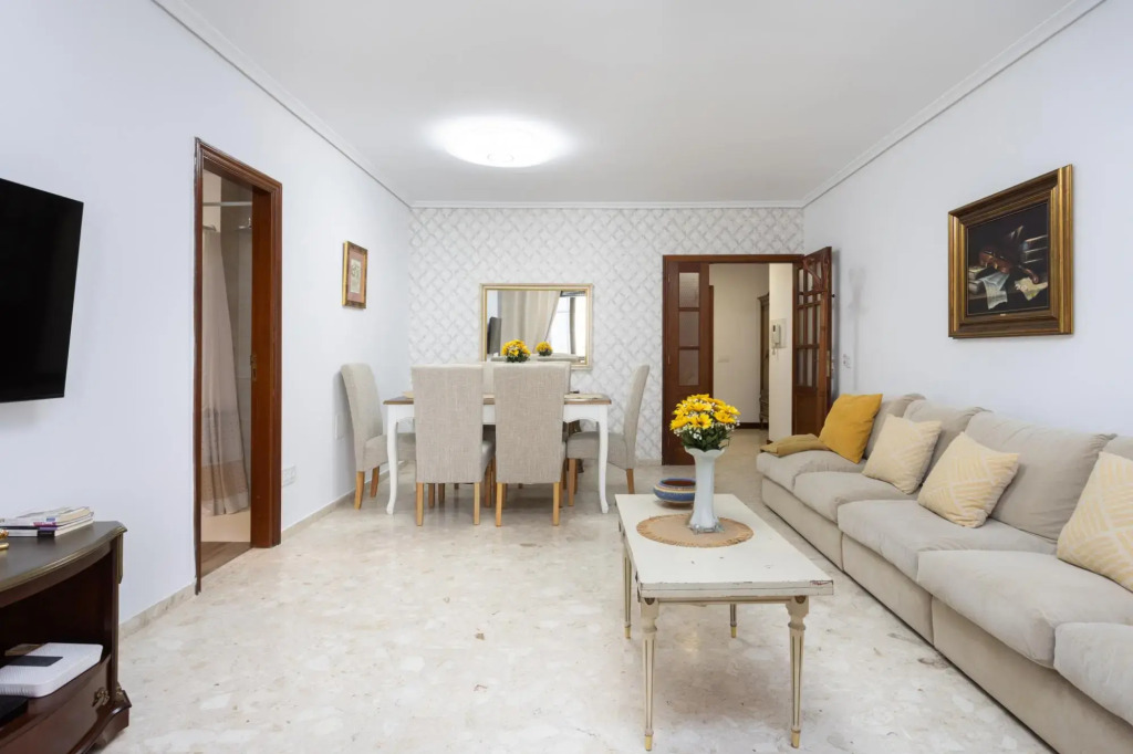 Home2Book Stylish & Roomy Santa Cruz City Center