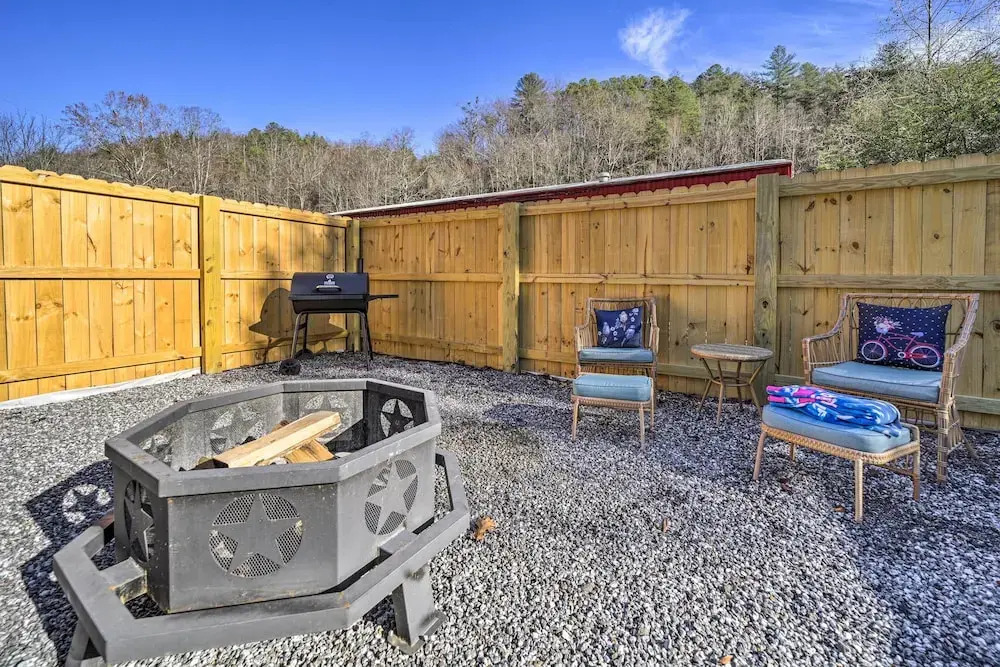 Bring a Pet: Smoky Mtn Vacation Rental w/ Yard