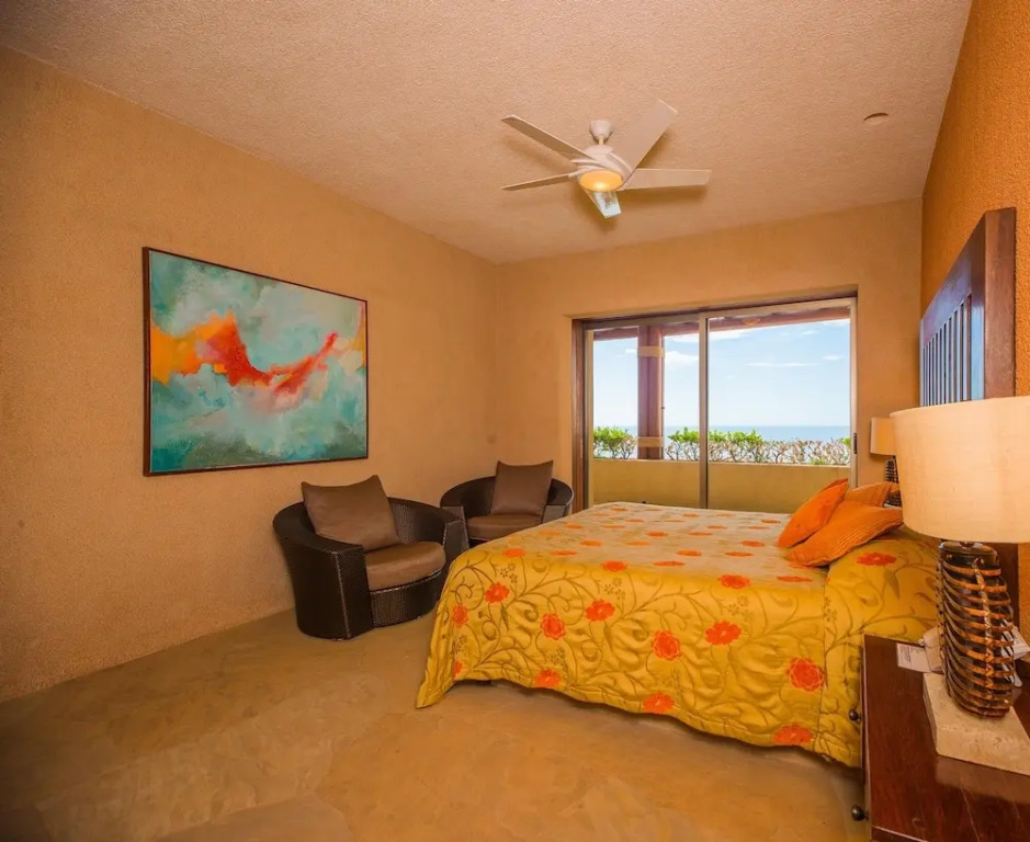 Luxurious Hillside Oceanfront 8 bedroom Villa Bellissima