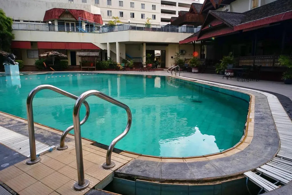 Capital O 1963 Hotel The New Benakutai