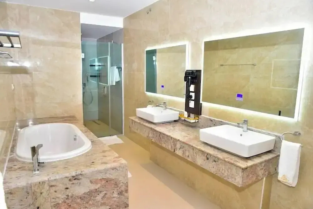Lushville Hotels and Suites