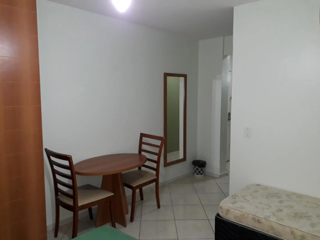 1307 AP- 2 Quartos com banheira de hidromassagem, Caldas Novas