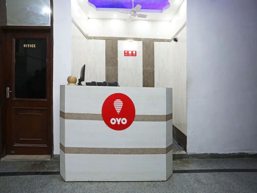 OYO 472 Hotel Sareen