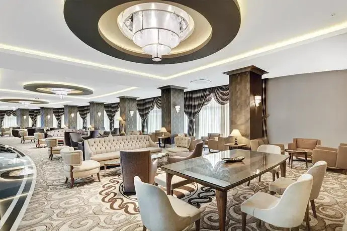 Hotel 33