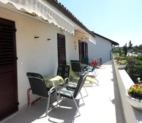 Apartments Mihael and Melani