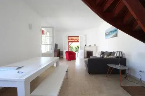 Grande villa bassin d’Arcachon, spacieuse et lumineuse 10 personnes