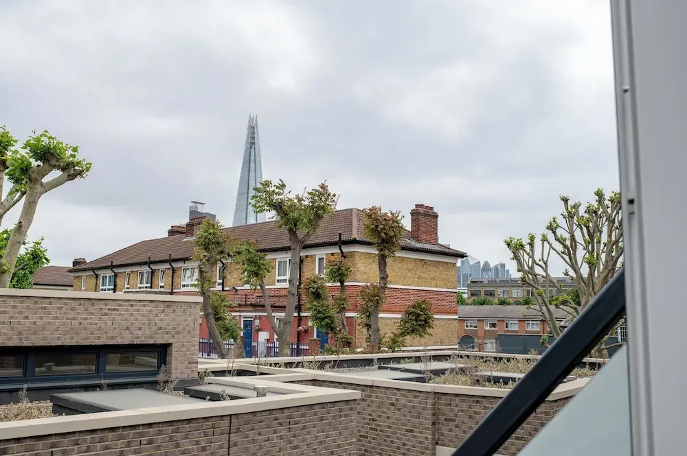 VESTO Tower Bridge