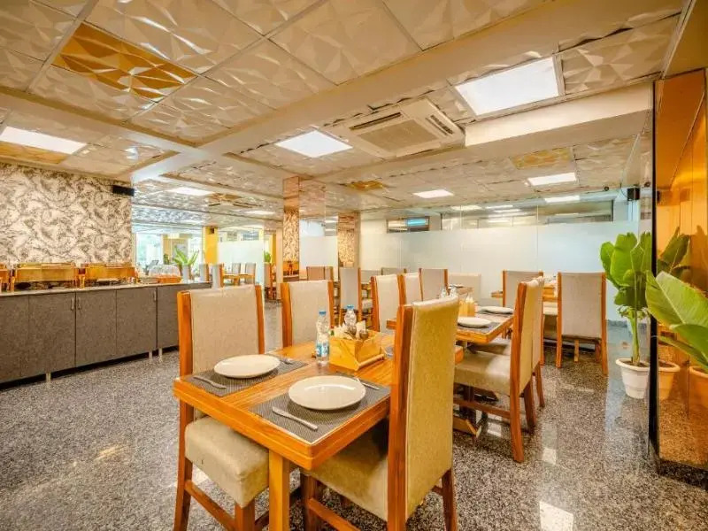 Lime Tree Hotel - Near Medanta Hospital