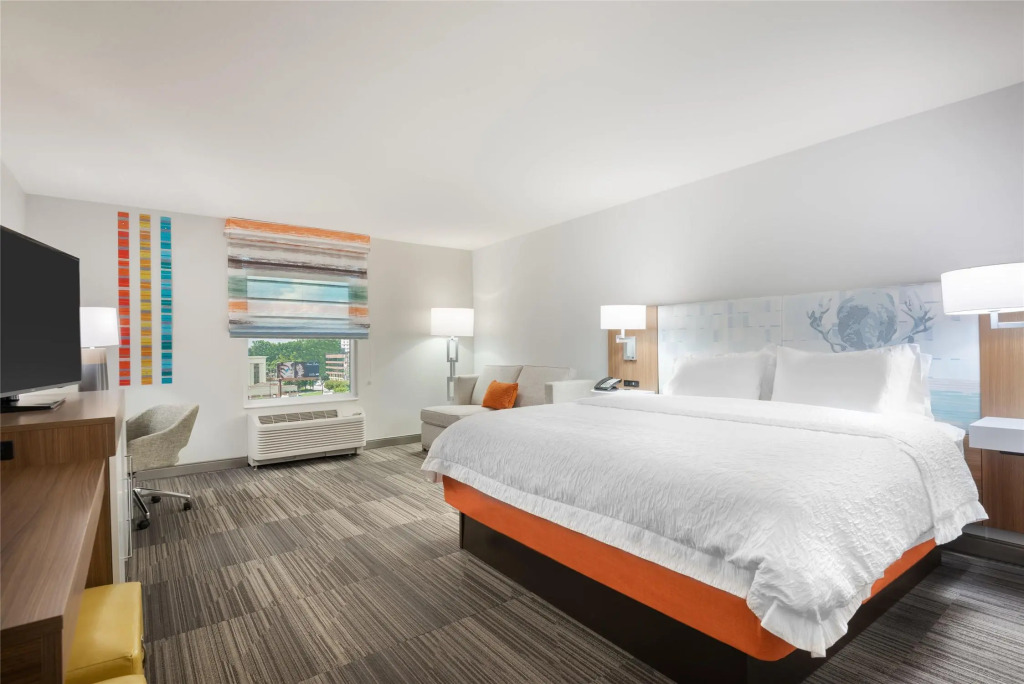 Hampton Inn & Suites Atlanta Buckhead Place