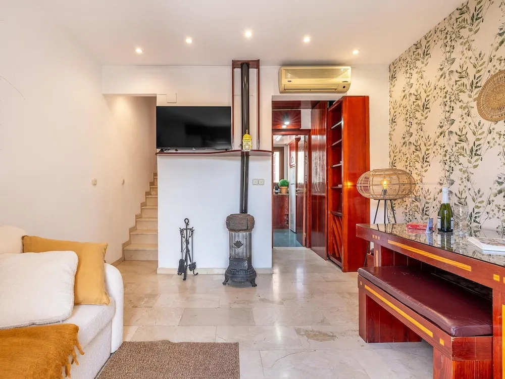 ChezmoiHomes Plaza Fortuny