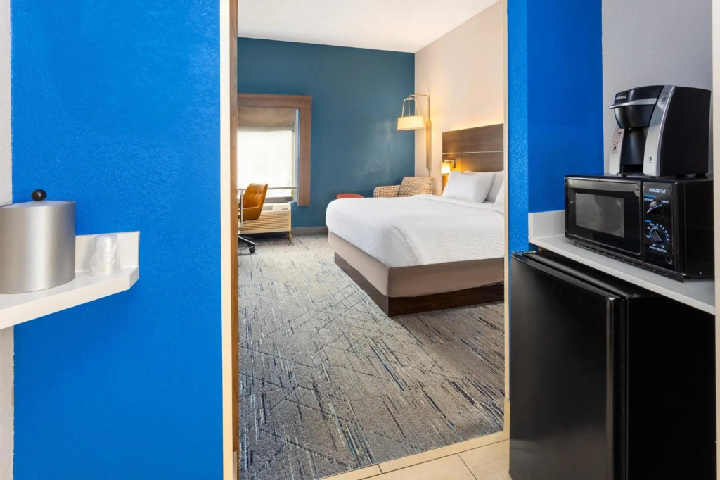 Holiday Inn Express - New Albany