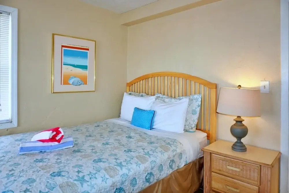 Misty Isles Redington Beachfront Suite 2