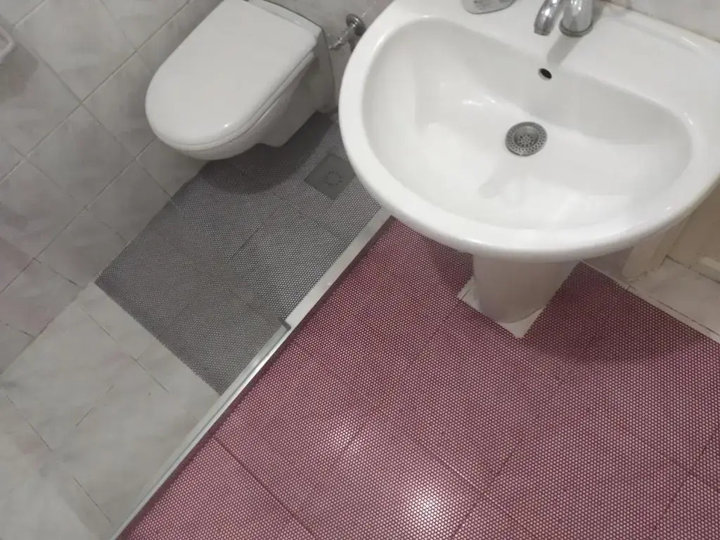 Feeling at home in İstanbul Center 5 Minutes walk to The Ataköy Metro Station & Metrobus