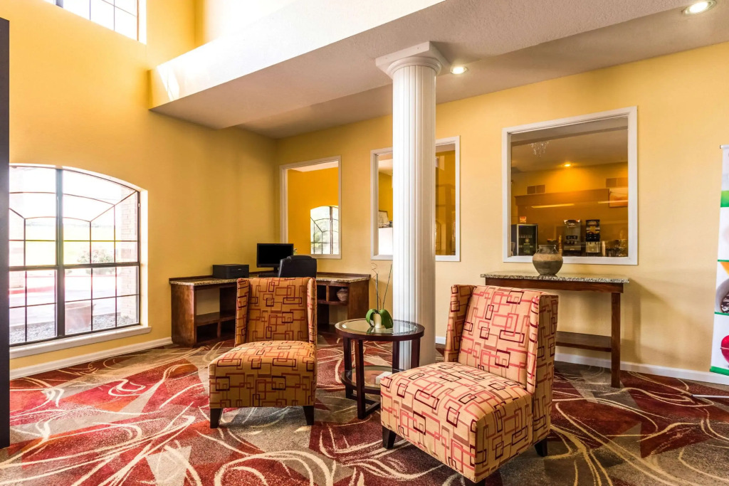 Quality Inn University near Downtown